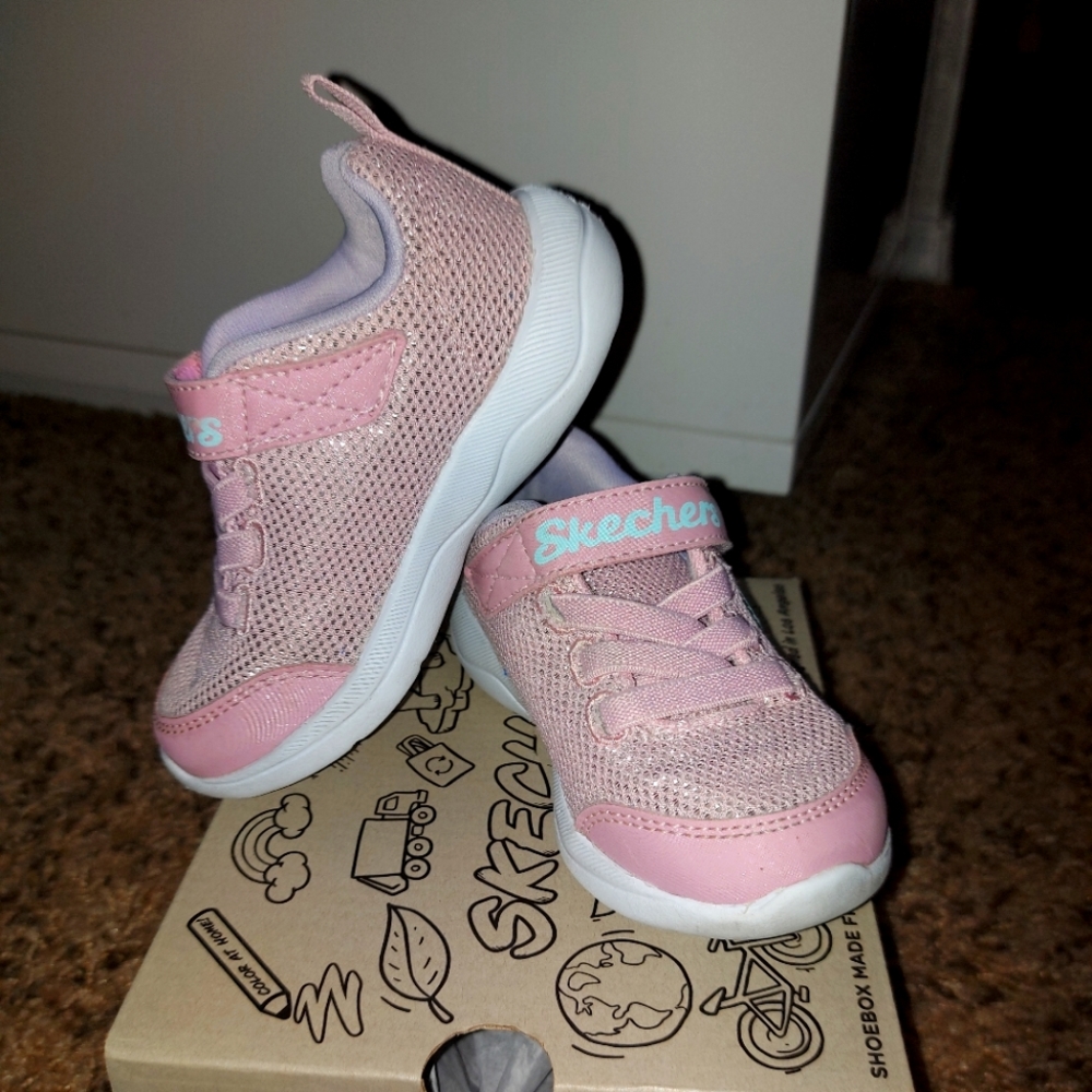 Girls sneakers Skechers